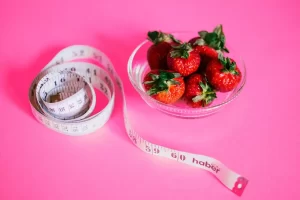 Dieta 1500 kcal – zasady, efekty i przykładowy jadłospis